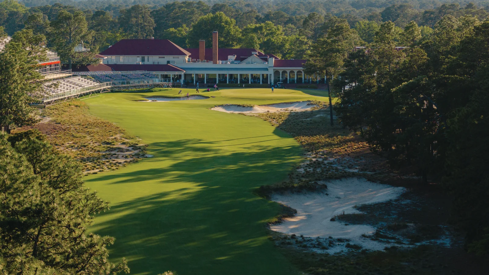 The 18th at Pinehurst No. 2